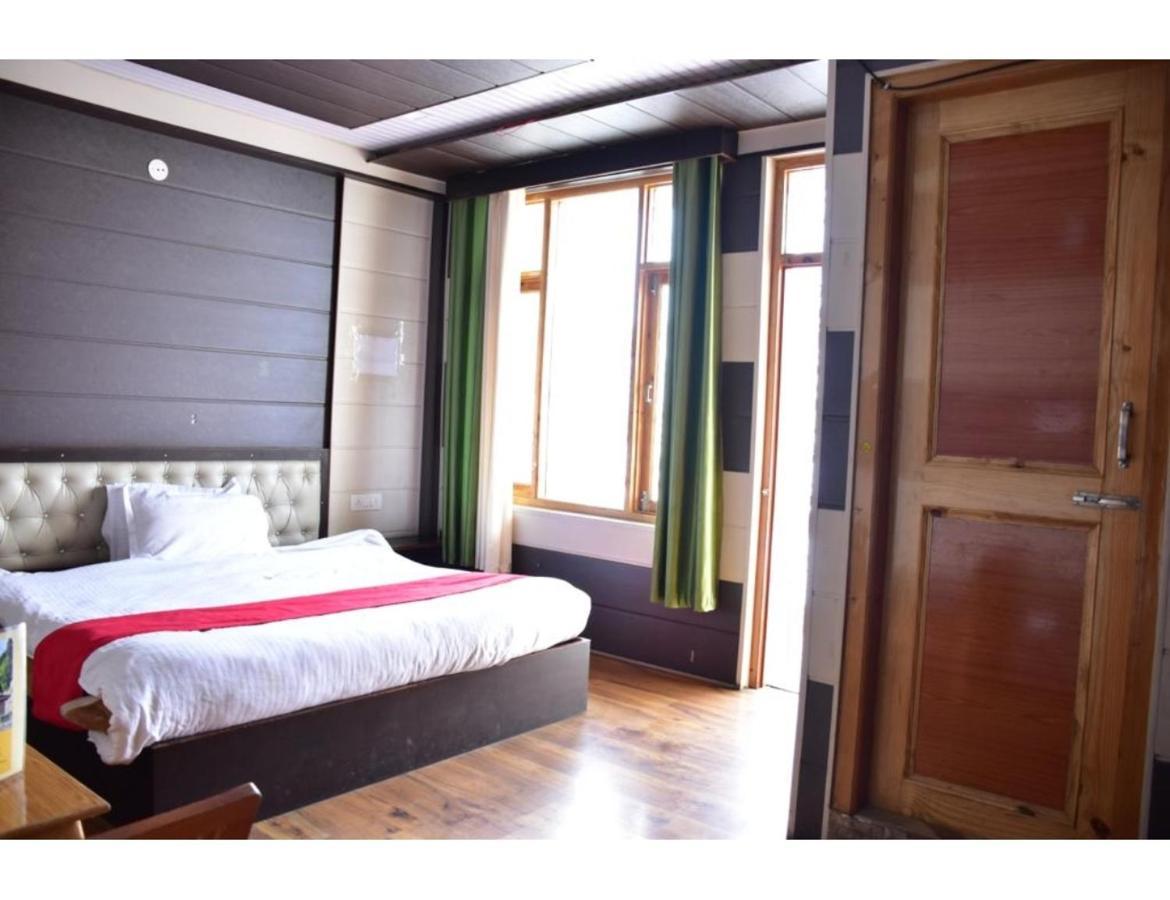 Hotel Peak View, Lahaul Sissu Dış mekan fotoğraf