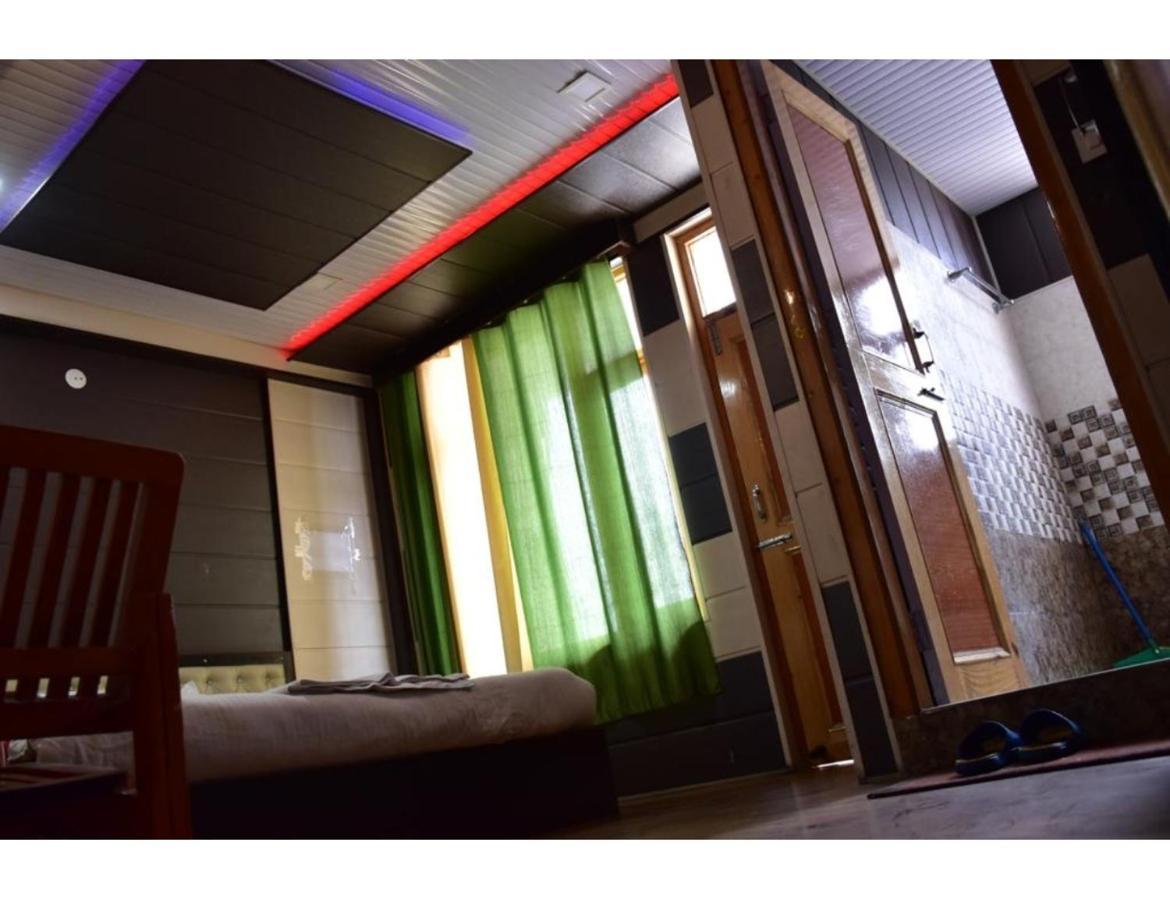 Hotel Peak View, Lahaul Sissu Dış mekan fotoğraf